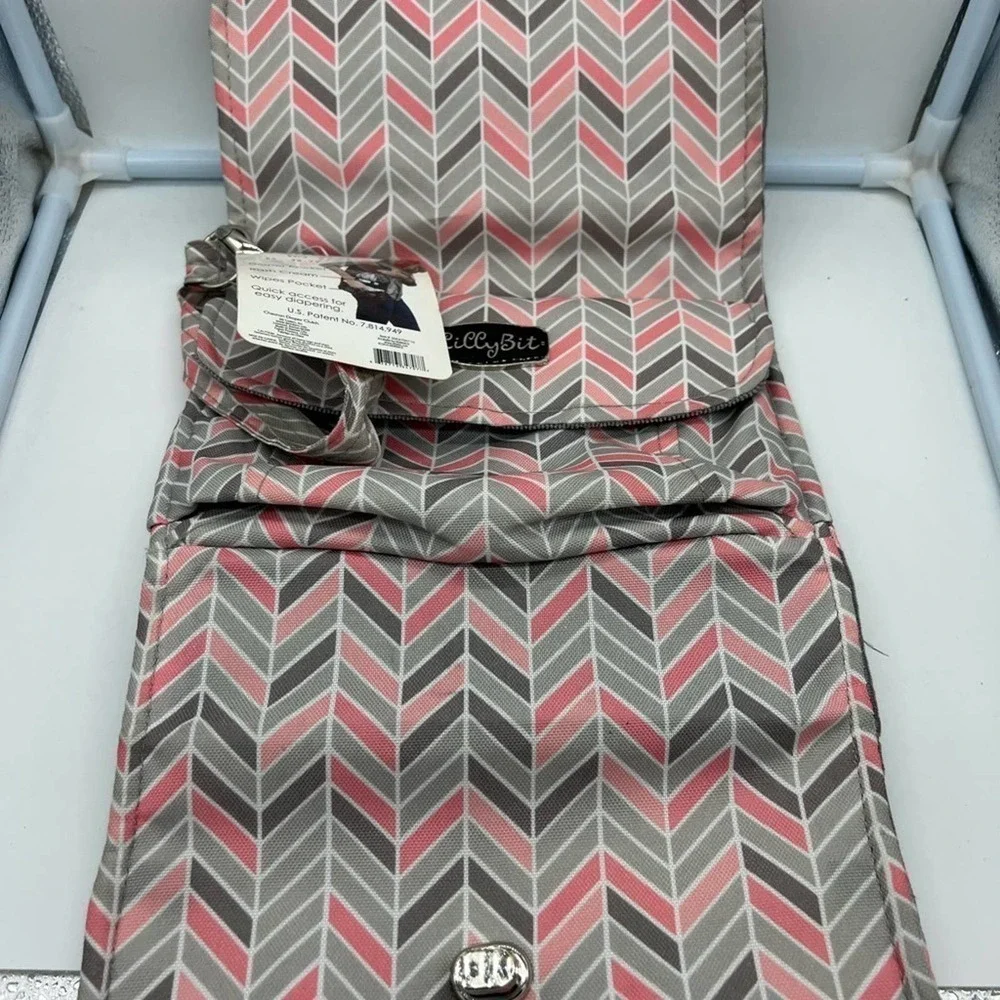 NEW Lillybet by Demdaco Diaper Clutch chevron pink&gray multiple way to …